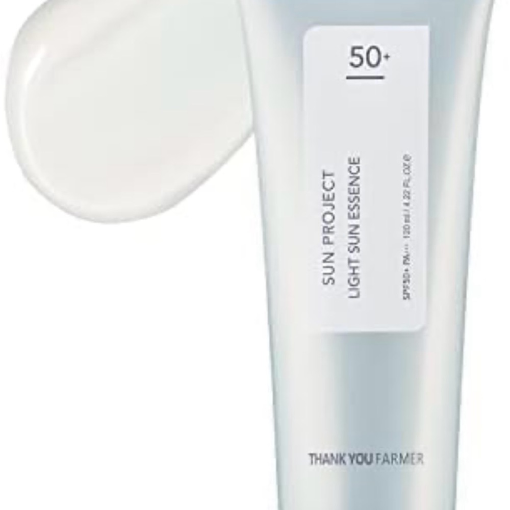 a lightweight, broad-spectrum sunscreen
